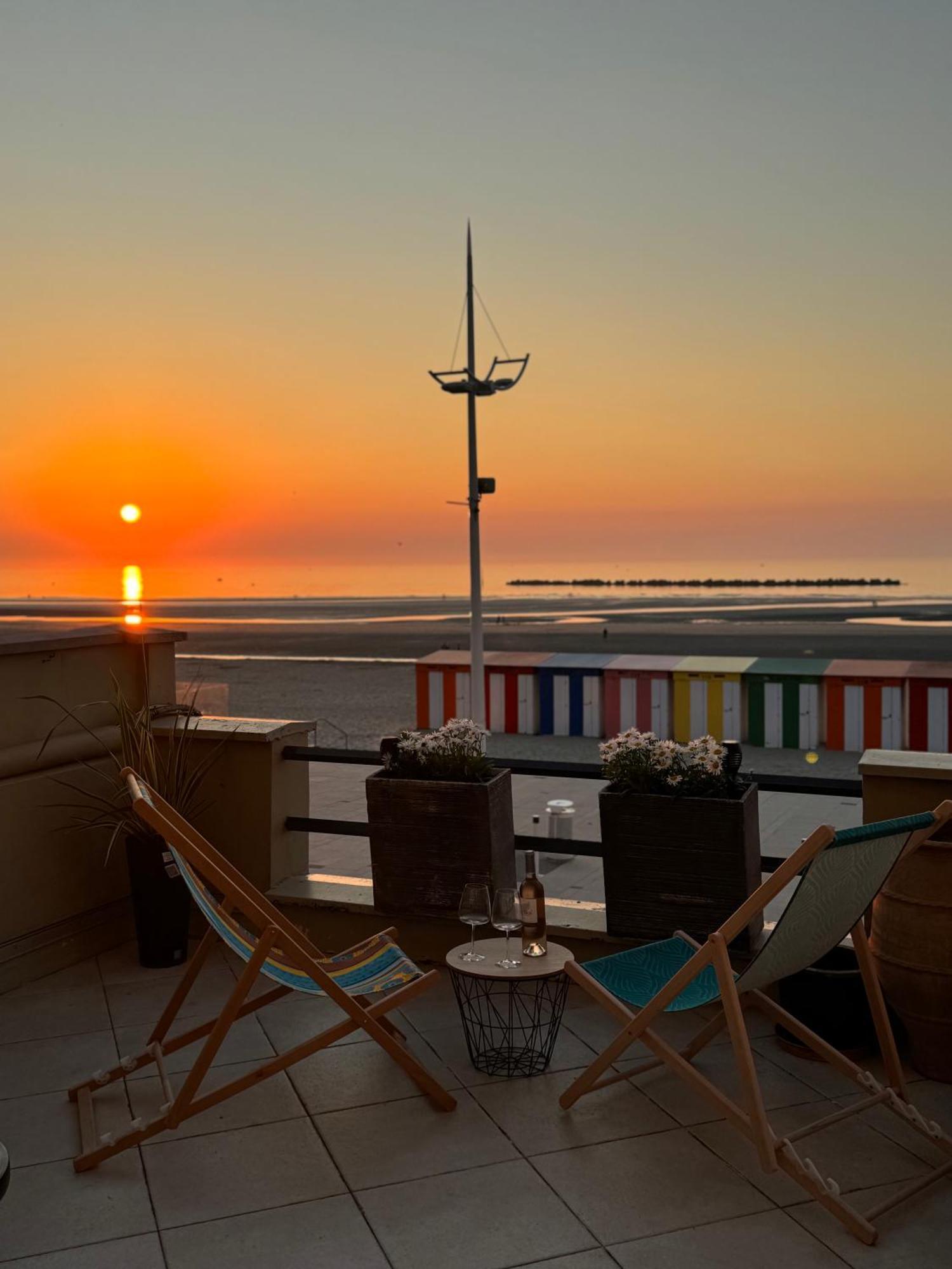 Appartement D'Exception Vue Mer Dunkirk Esterno foto